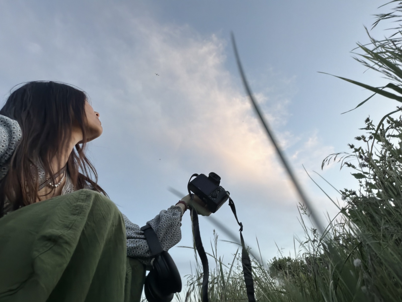Sarah Kim looking up toward the sky